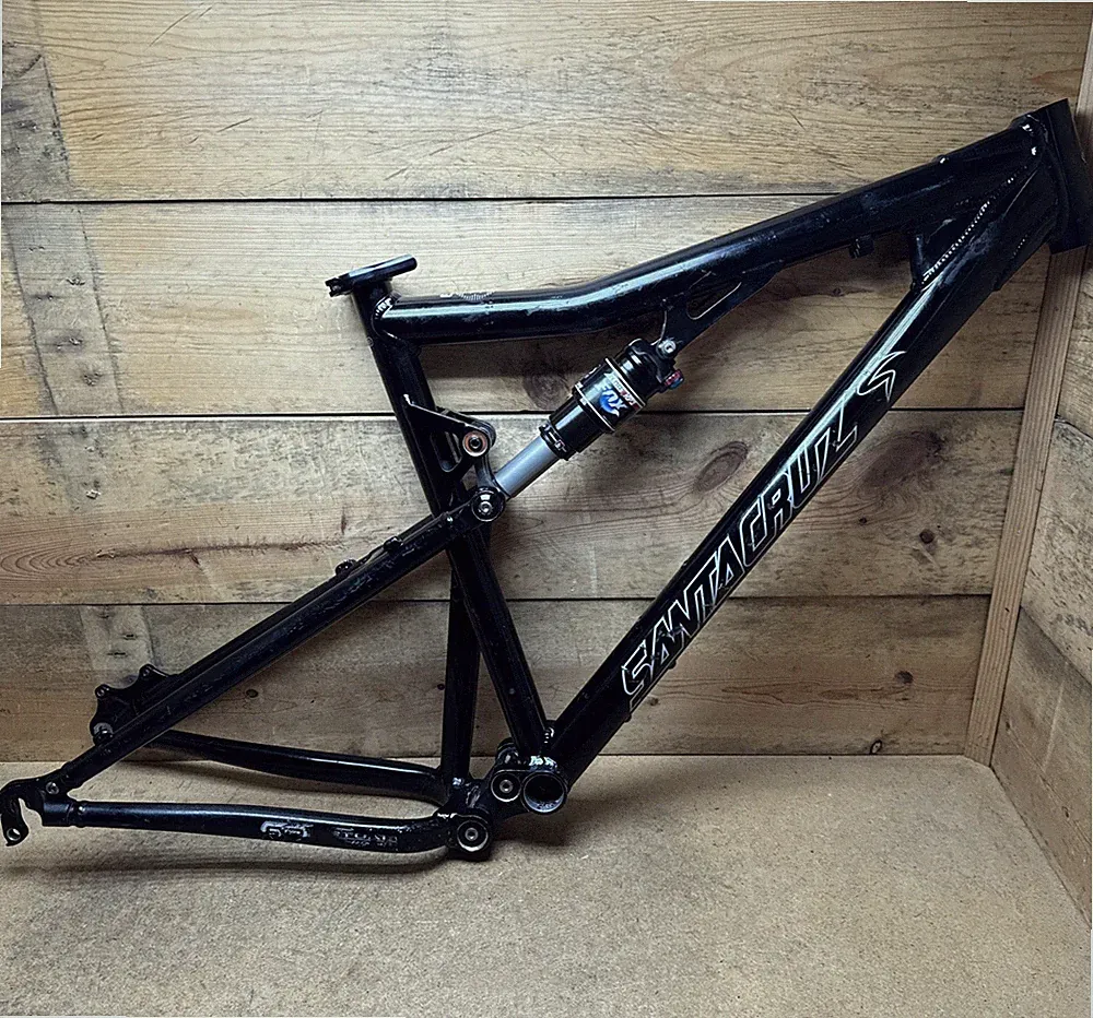 Santa Cruz Blur LT 1 Full Suspension Mountain Bike Medium 18.5” Frame 26” USA
